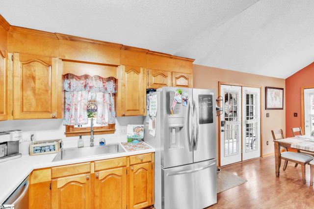 130 Conway Drive, Fountain Inn, SC 29644