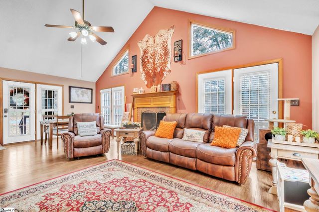 130 Conway Drive, Fountain Inn, SC 29644