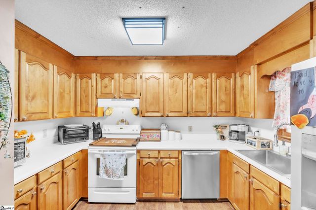 130 Conway Drive, Fountain Inn, SC 29644