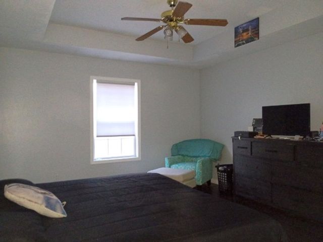 2948 Core Dr, Clarksville, TN 37040