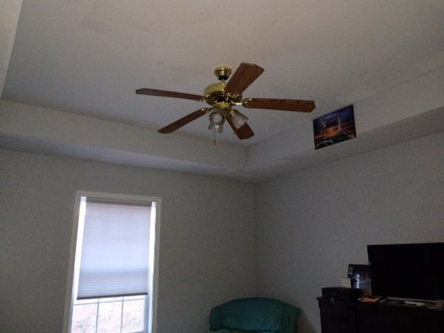 2948 Core Dr, Clarksville, TN 37040