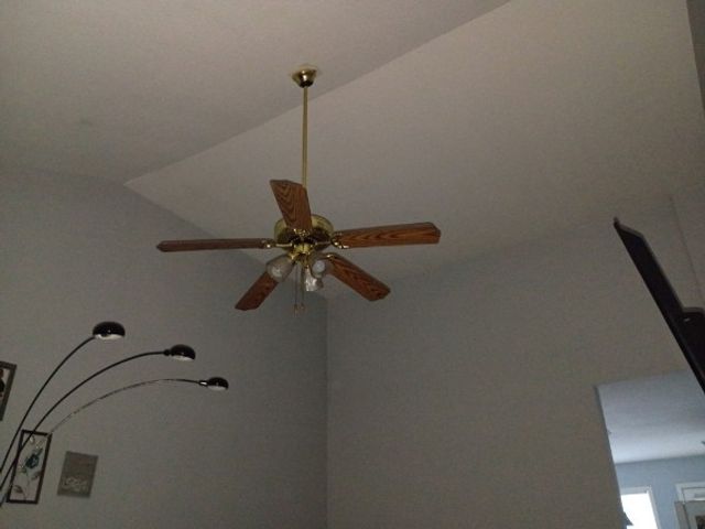 2948 Core Dr, Clarksville, TN 37040