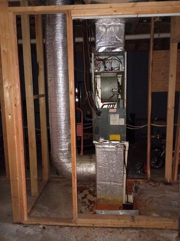 2948 Core Dr, Clarksville, TN 37040