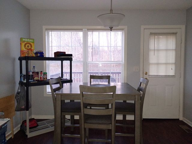 2948 Core Dr, Clarksville, TN 37040