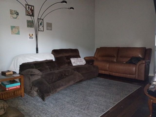 2948 Core Dr, Clarksville, TN 37040