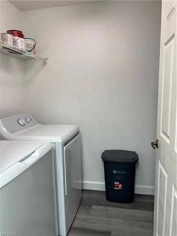 4650 Saint Croix LN 725, Naples, FL 34109