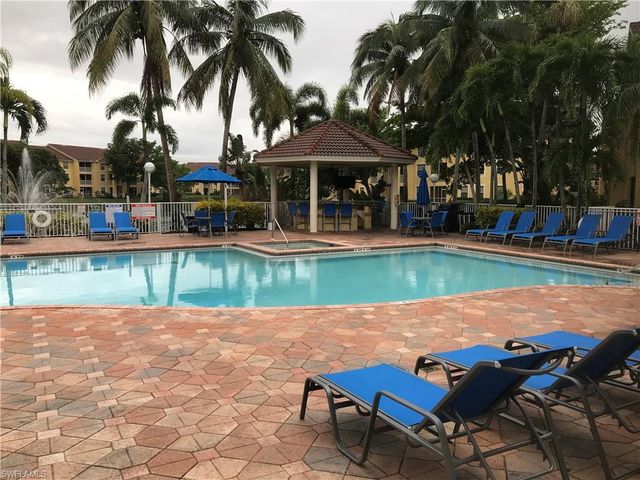 4650 Saint Croix LN 725, Naples, FL 34109