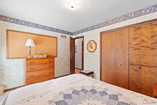 1312 Fairlane Drive, Adrian, MI 49221