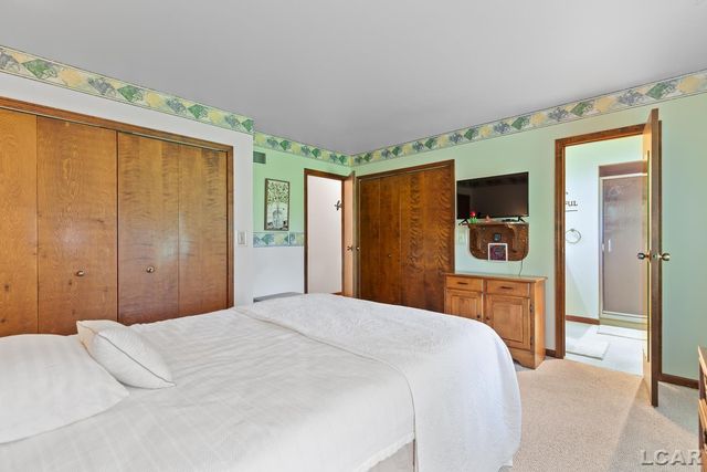 1312 Fairlane Drive, Adrian, MI 49221