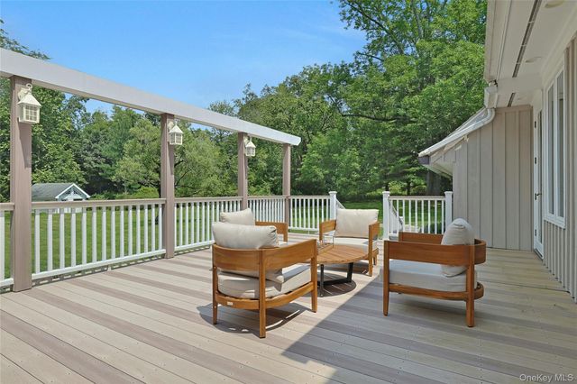 360 Crow Hill Road, Mount Kisco, NY 10549
