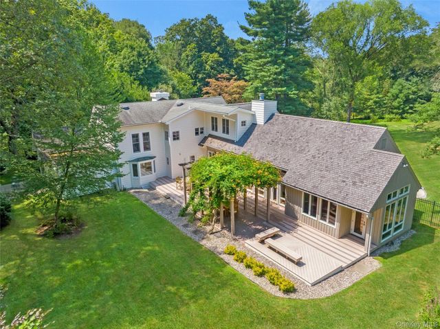 360 Crow Hill Road, Mount Kisco, NY 10549