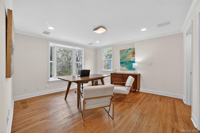 360 Crow Hill Road, Mount Kisco, NY 10549