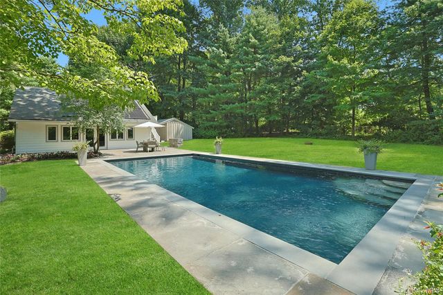 360 Crow Hill Road, Mount Kisco, NY 10549