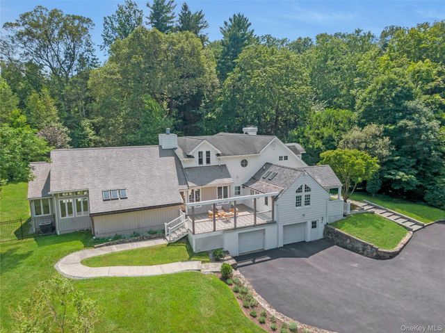 360 Crow Hill Road, Mount Kisco, NY 10549