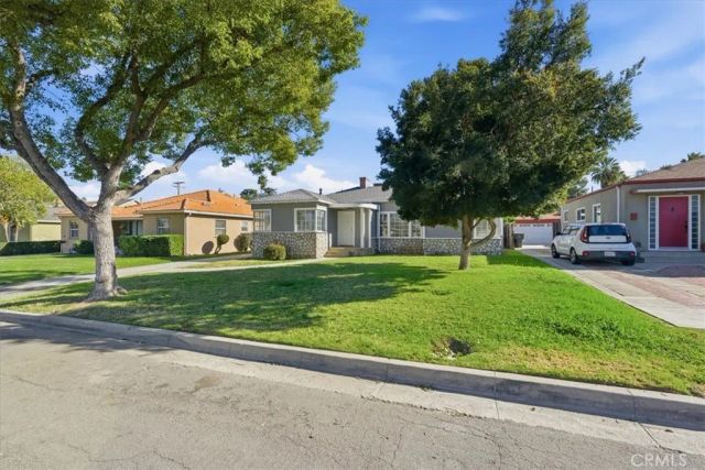 6044 Elenor Street, Riverside, CA 92506