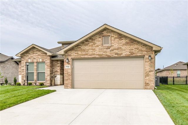 7546 Mccormick Drive, Shawnee, KS 66227