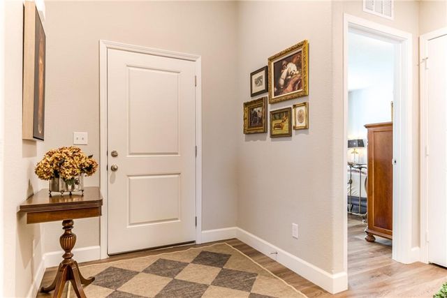 7546 Mccormick Drive, Shawnee, KS 66227