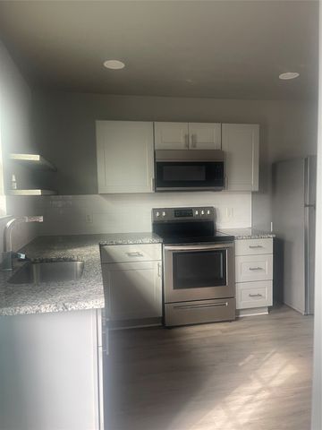 328 S Main Street, Cedar Hill, TX 75104