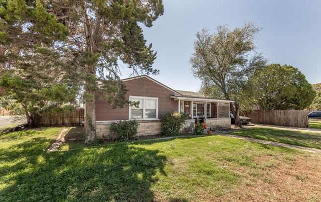 1101 65th Street, Lubbock, TX 79412