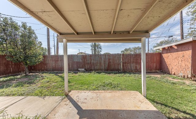 1101 65th Street, Lubbock, TX 79412