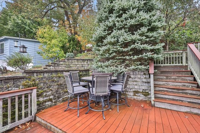 371 & 377 Franklin St, Wrentham, MA 02093