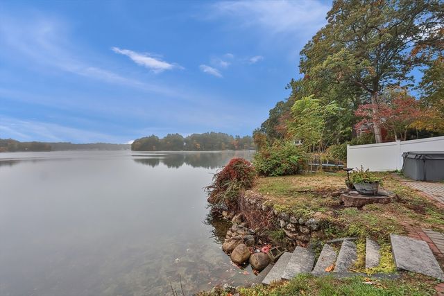 371 & 377 Franklin St, Wrentham, MA 02093