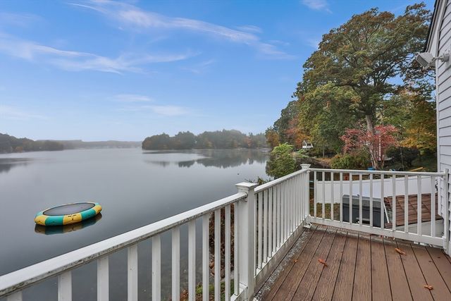 371 & 377 Franklin St, Wrentham, MA 02093