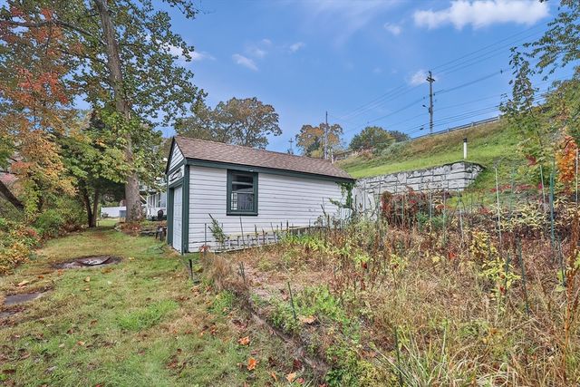 371 & 377 Franklin St, Wrentham, MA 02093