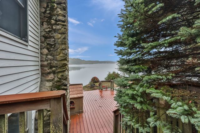 371 & 377 Franklin St, Wrentham, MA 02093