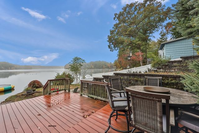 371 & 377 Franklin St, Wrentham, MA 02093