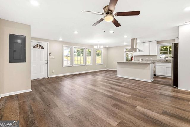2571 Elliott Street NW, Atlanta, GA 30318