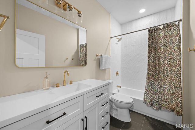3924 Parker Avenue, St Louis, MO 63116