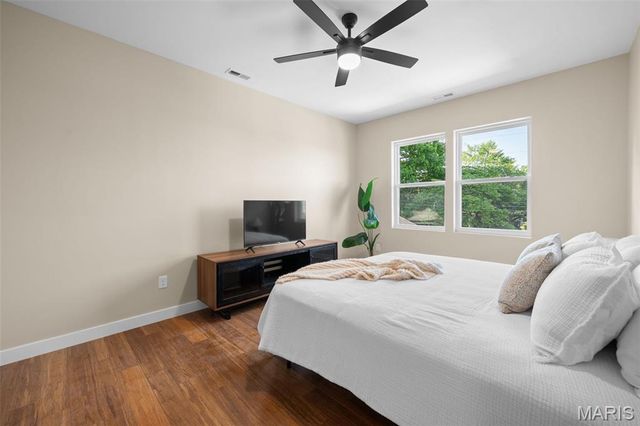 3924 Parker Avenue, St Louis, MO 63116