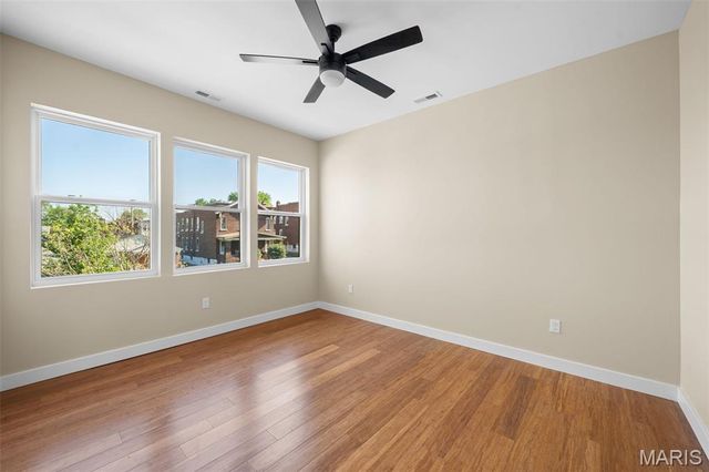 3924 Parker Avenue, St Louis, MO 63116