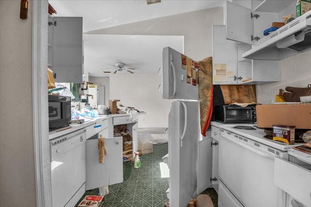 1881 MARCONI AVENUE, North Port, FL 34286