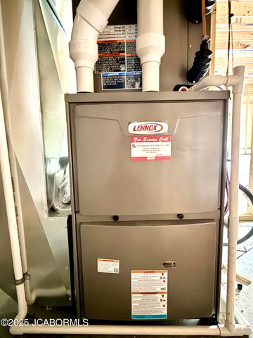 710 SARDONYX DRIVE, Jefferson City, MO 65109