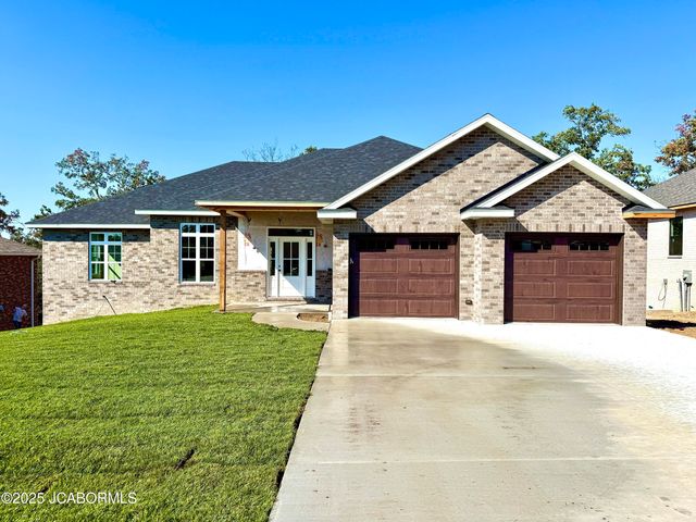 710 SARDONYX DRIVE, Jefferson City, MO 65109