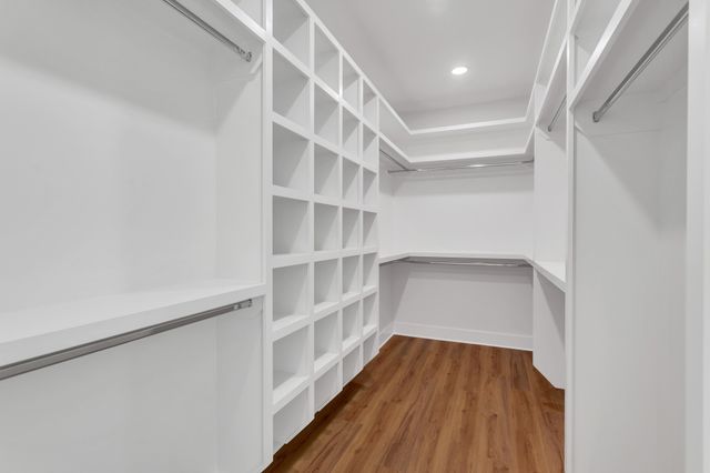 2430 Batavia St, Nashville, TN 37208