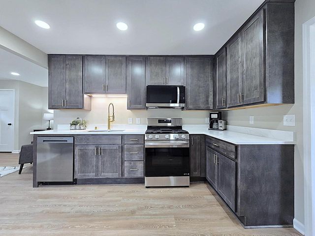 6538 W Euclid AVENUE, Milwaukee, WI 53219