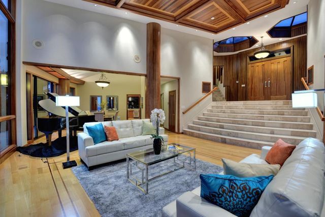 15345 Bohlman Road, Saratoga, CA 95070