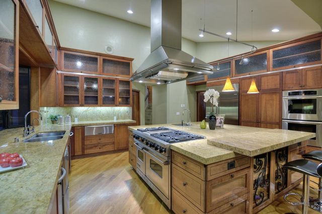 15345 Bohlman Road, Saratoga, CA 95070