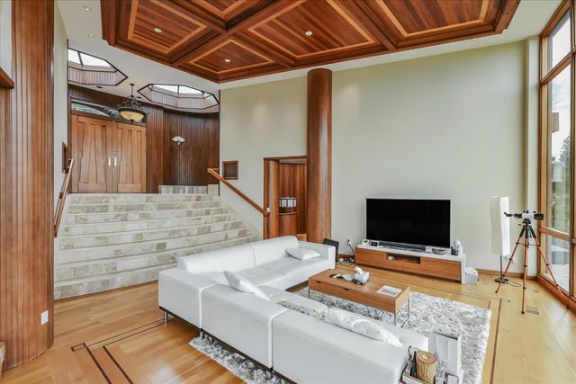 15345 Bohlman Road, Saratoga, CA 95070