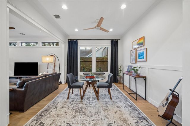 1010 W 42nd Street, Houston, TX 77018