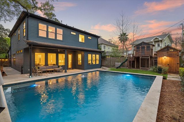 1010 W 42nd Street, Houston, TX 77018