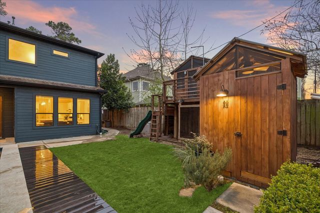 1010 W 42nd Street, Houston, TX 77018