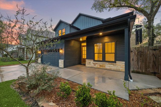 1010 W 42nd Street, Houston, TX 77018