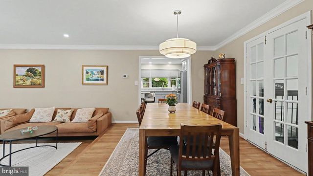 1324 TOWLSTON RD, Vienna, VA 22182