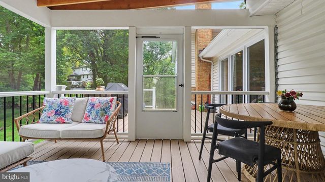 1324 TOWLSTON RD, Vienna, VA 22182