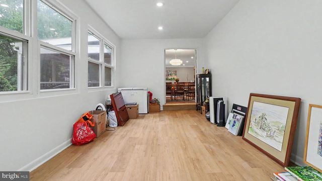 1324 TOWLSTON RD, Vienna, VA 22182
