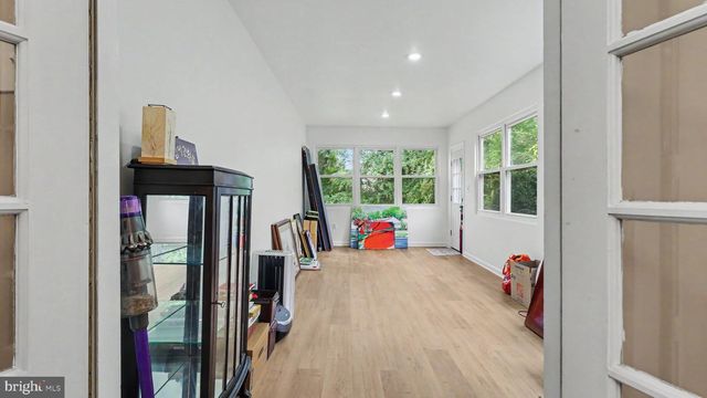 1324 TOWLSTON RD, Vienna, VA 22182